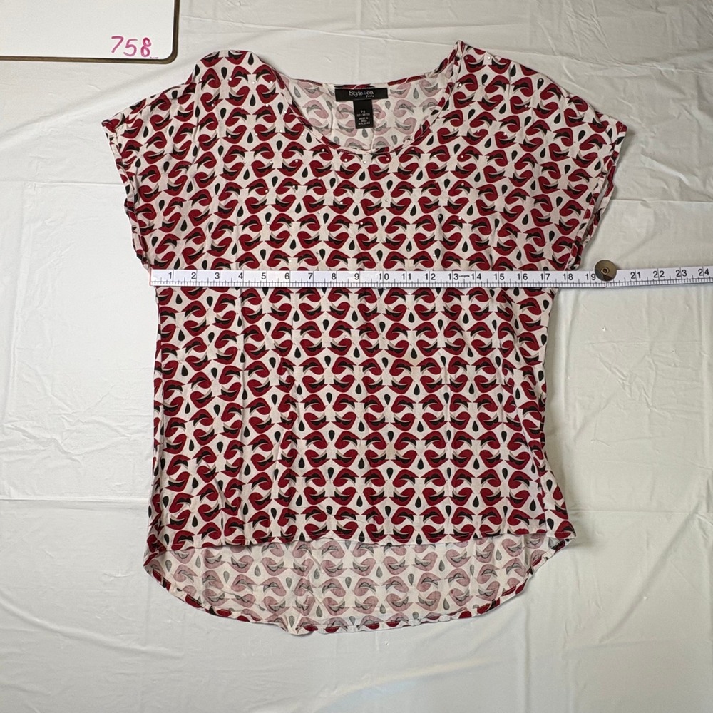 Style & Co Petite Small Red Black Geometric Rayon High Low Scoop Neck Blouse PS - Picture 3 of 6